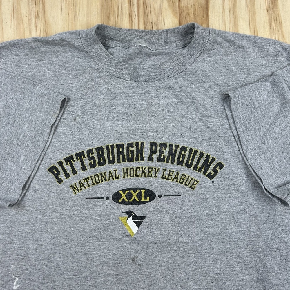 Vintage 90s Pittsburgh Penguins Men's Large Gray Logo T-Shirt NHL Hockey Tee